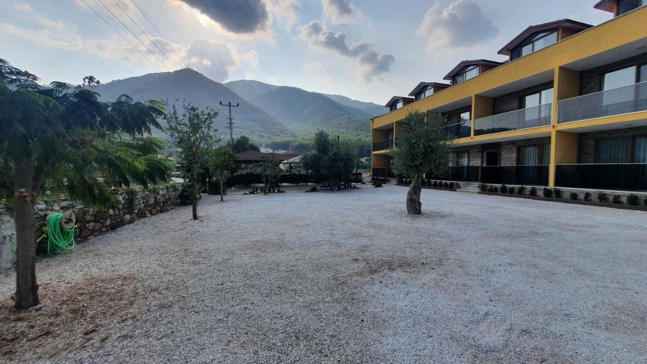 מוגלה Olive Tree Apart Hotel מראה חיצוני תמונה