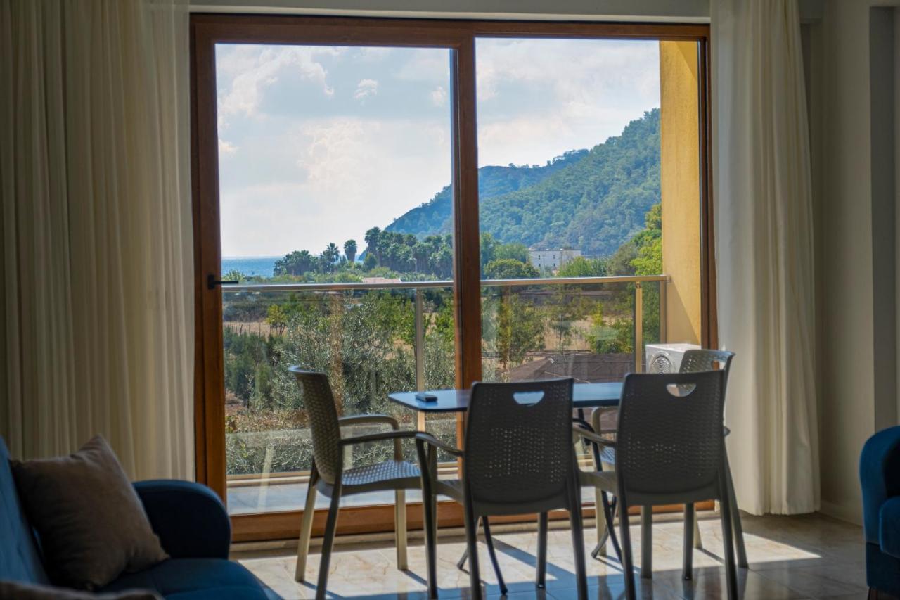 מוגלה Olive Tree Apart Hotel מראה חיצוני תמונה