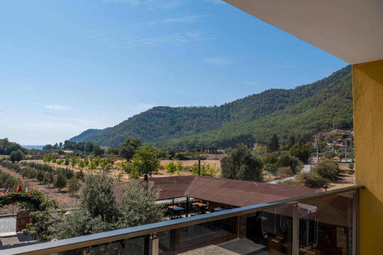 מוגלה Olive Tree Apart Hotel מראה חיצוני תמונה