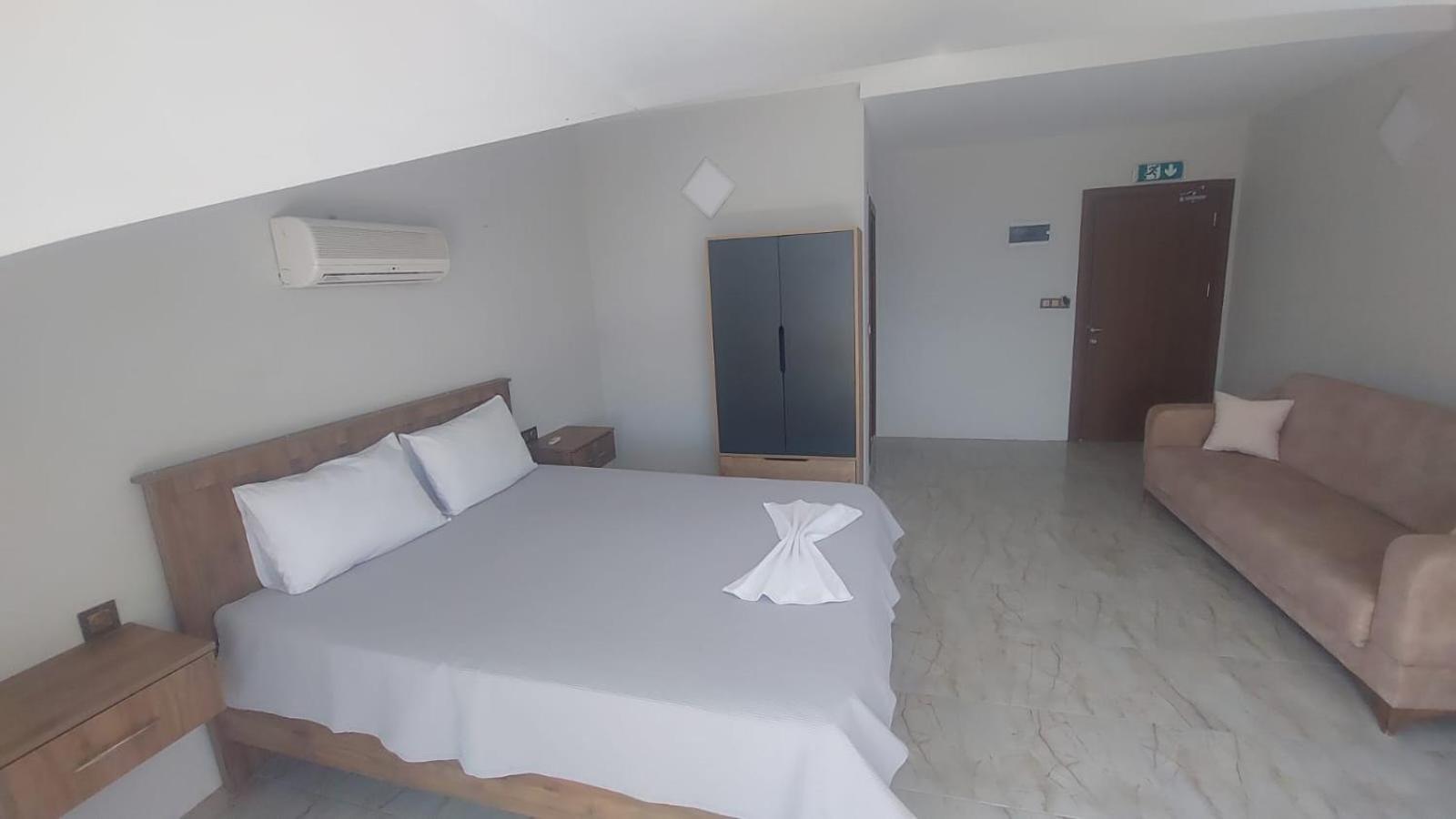 מוגלה Olive Tree Apart Hotel מראה חיצוני תמונה
