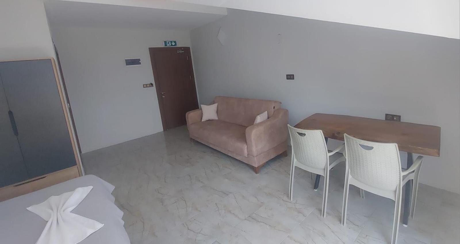 מוגלה Olive Tree Apart Hotel מראה חיצוני תמונה